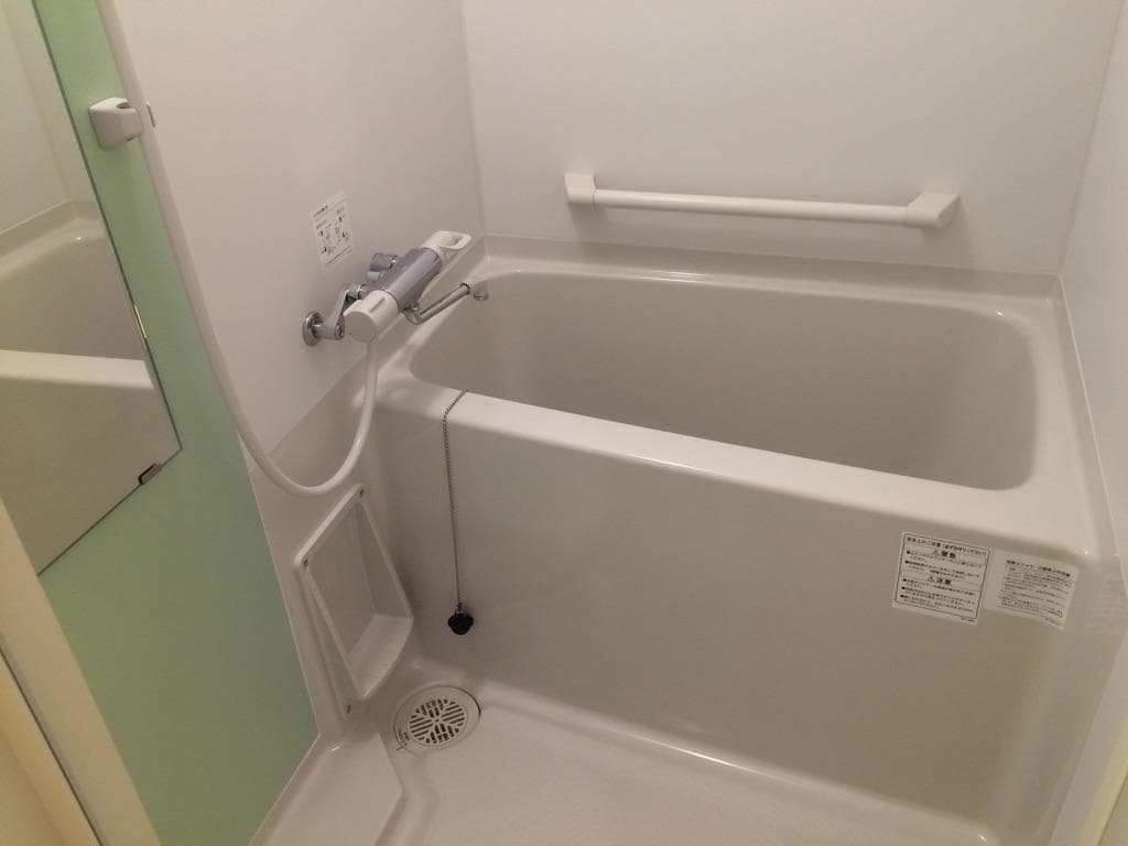 Room image 8
