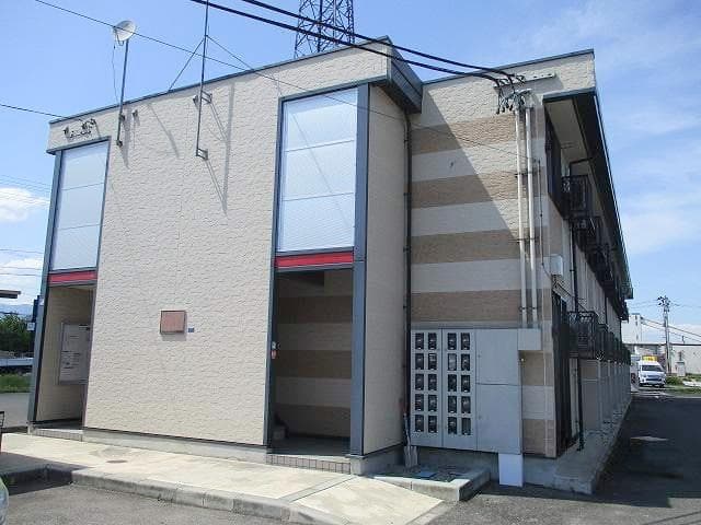 Main exterior of leopalace Sun