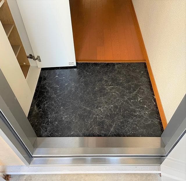 Preview interior of leopalace Kei