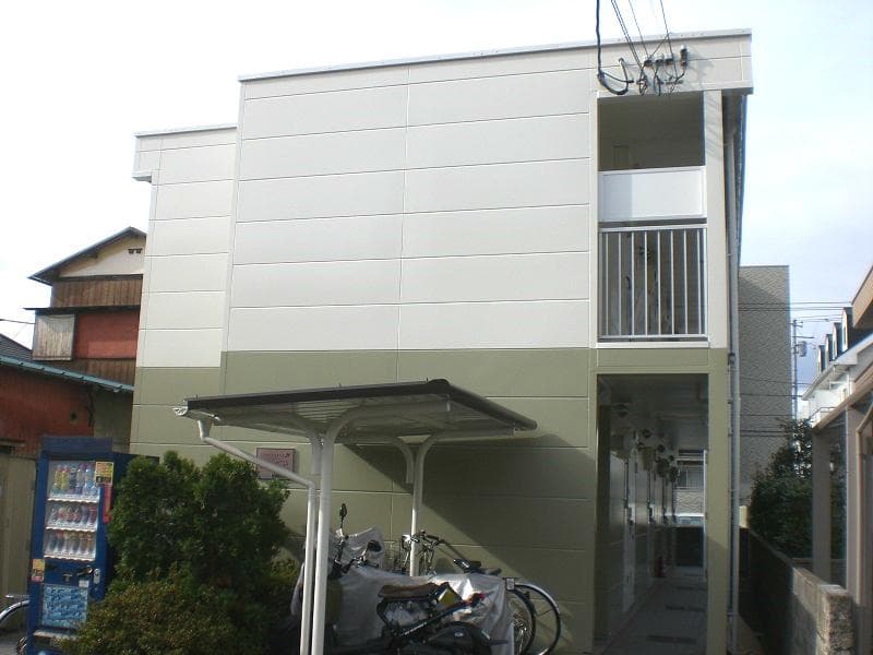 Main exterior of leopalace Kazu