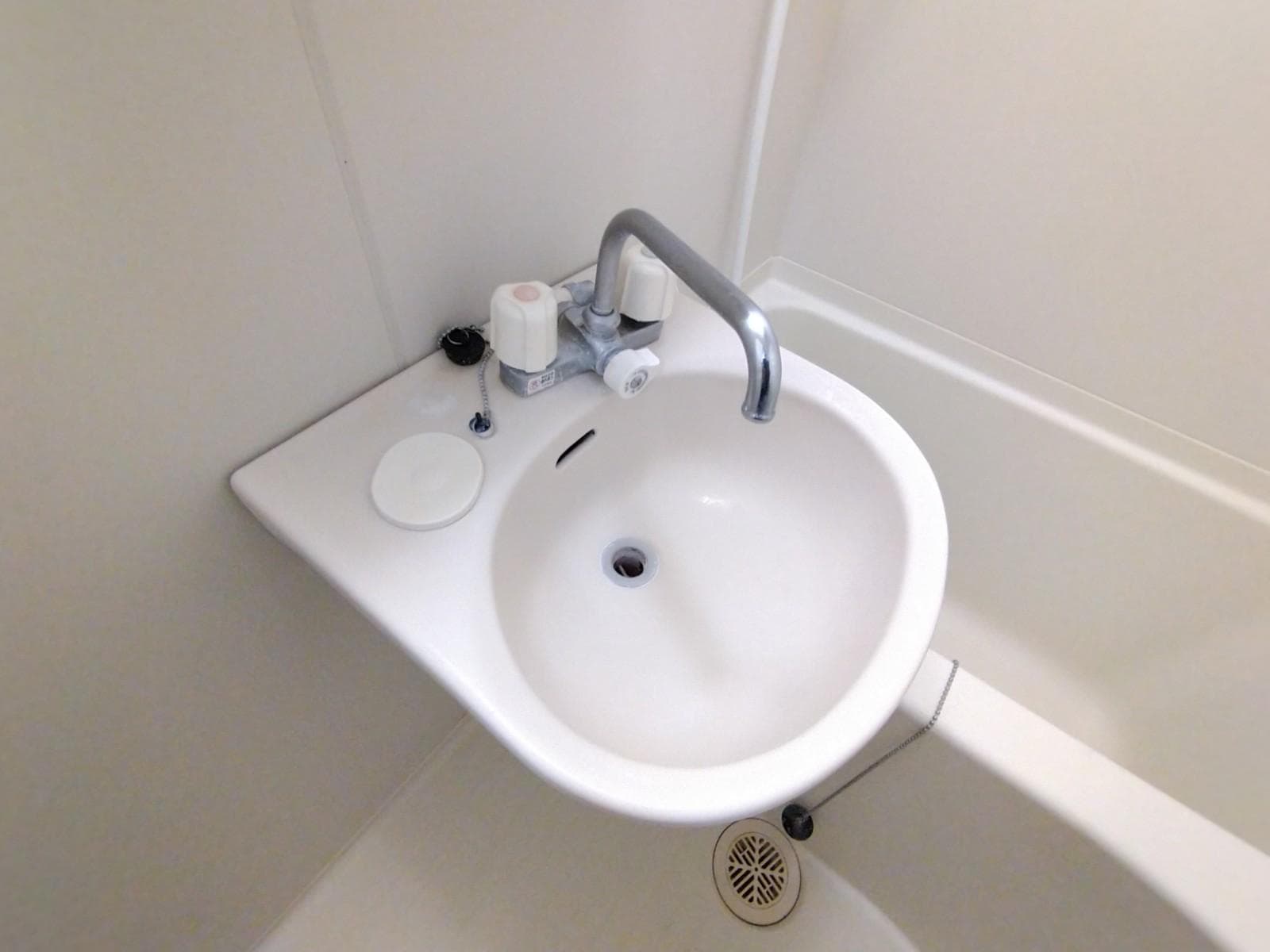 Room image 15