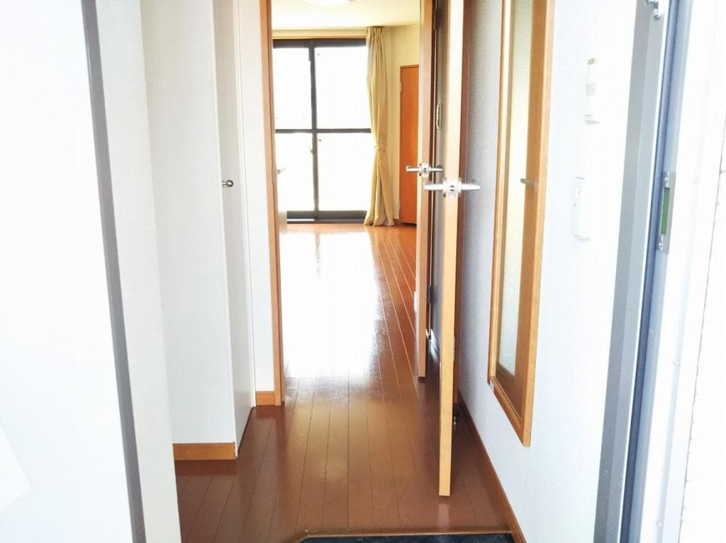 Preview interior of leopalace Seira c