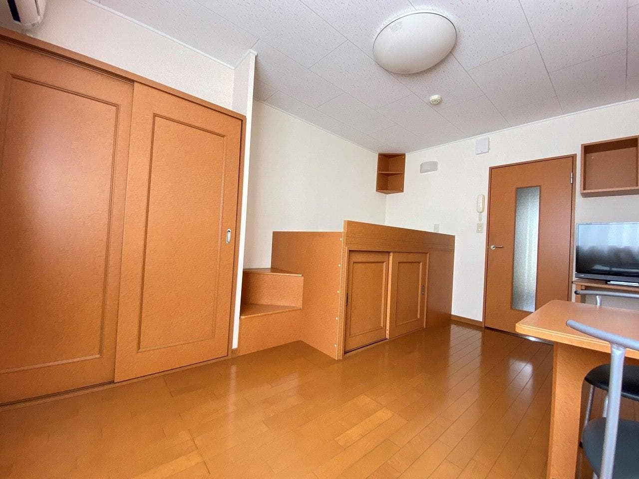 Preview interior of leopalace yanagi III