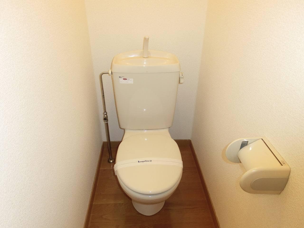 Room image 12