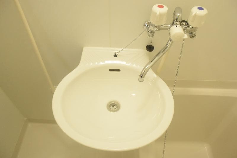 Room image 9