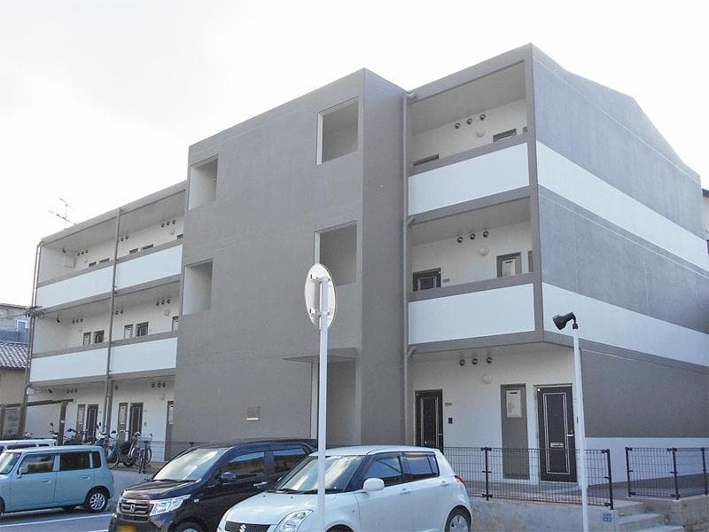 Main exterior of leopalace You & Kei