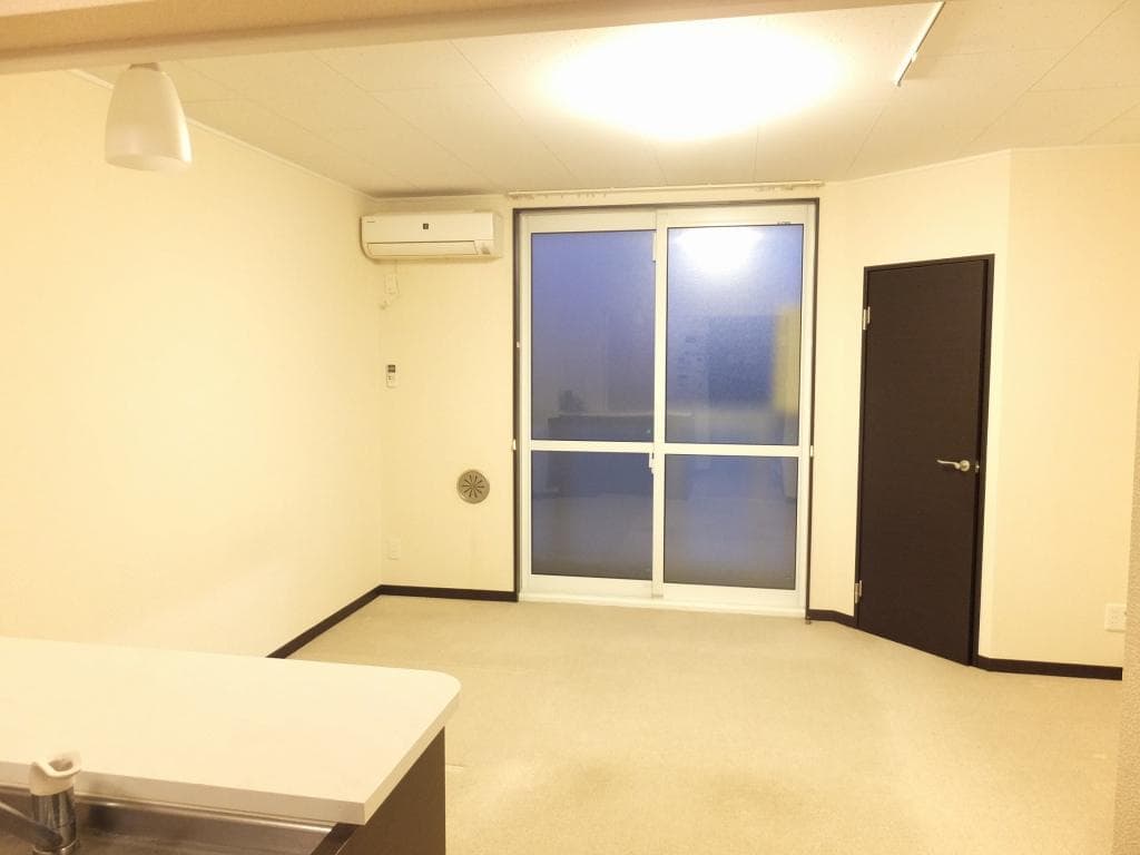 Preview interior of LEONEXT Kita Konosu