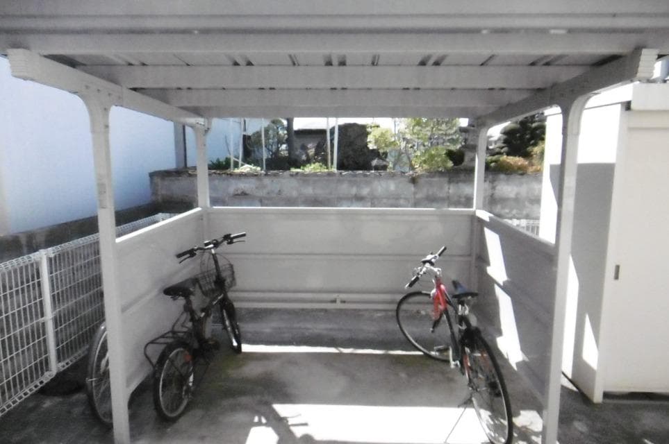 Room image 13