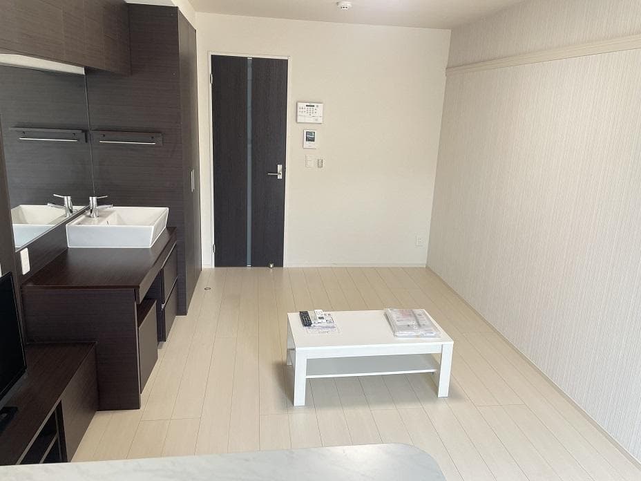 Room image 9