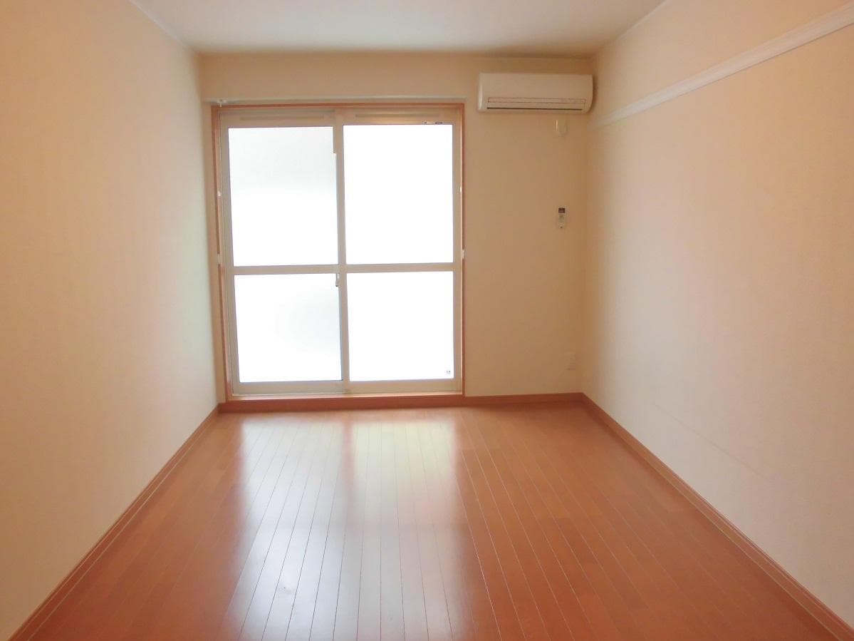 Preview interior of leopalace More Tenno