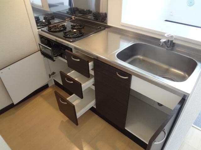 Room image 11