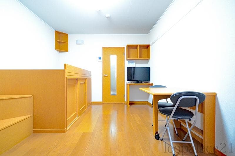 Preview interior of leopalace Saito