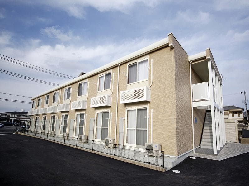 Main exterior of leopalace Uozumi Minami