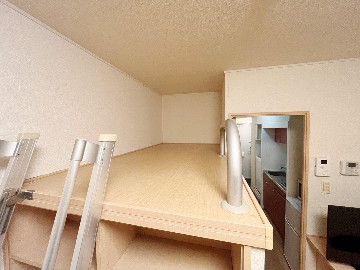 Room image 10