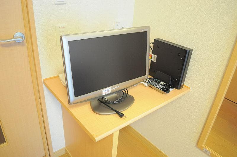 Room image 8