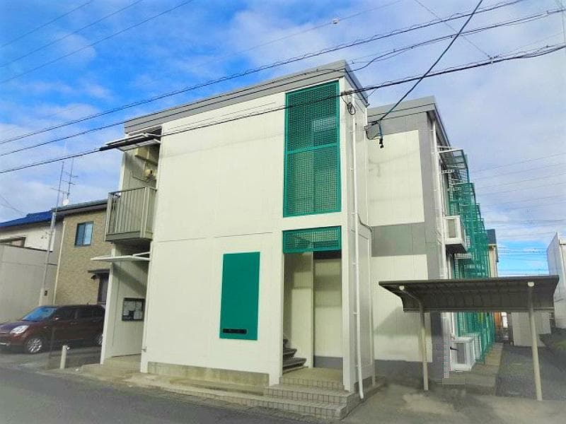 Main exterior of leopalace Hou Ryuu
