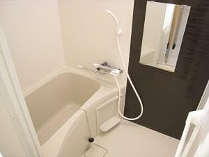 Room image 10