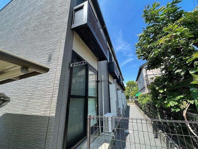 Room image 8