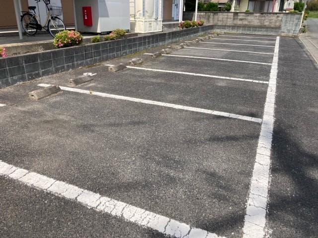 Room image 16