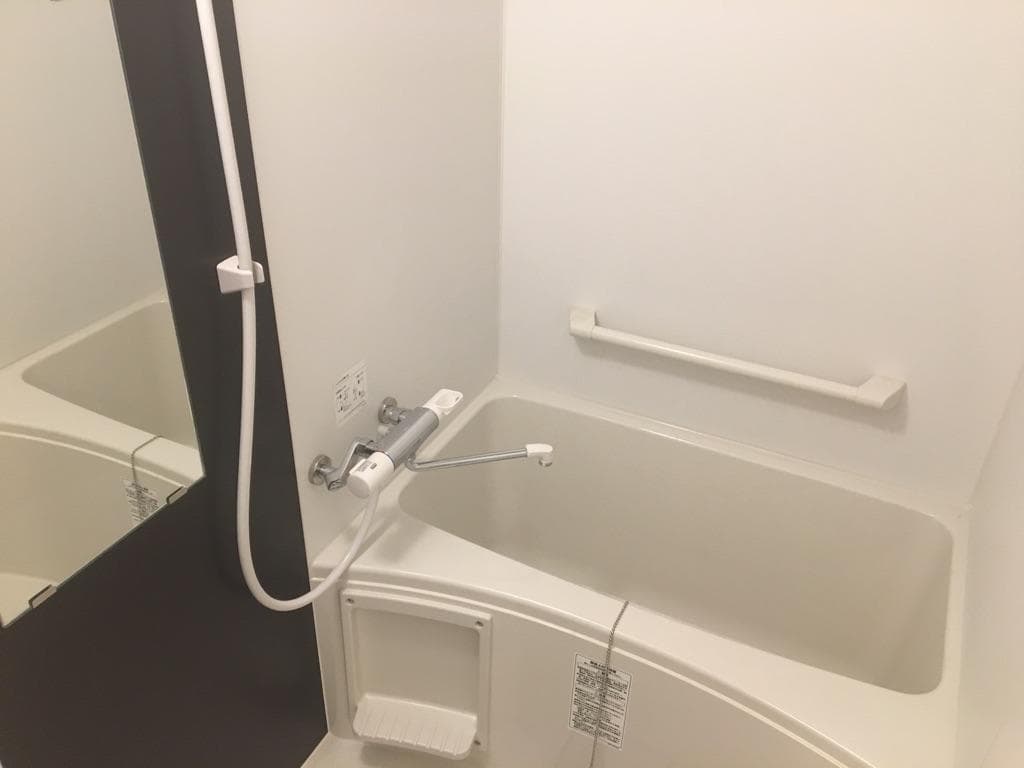 Room image 9