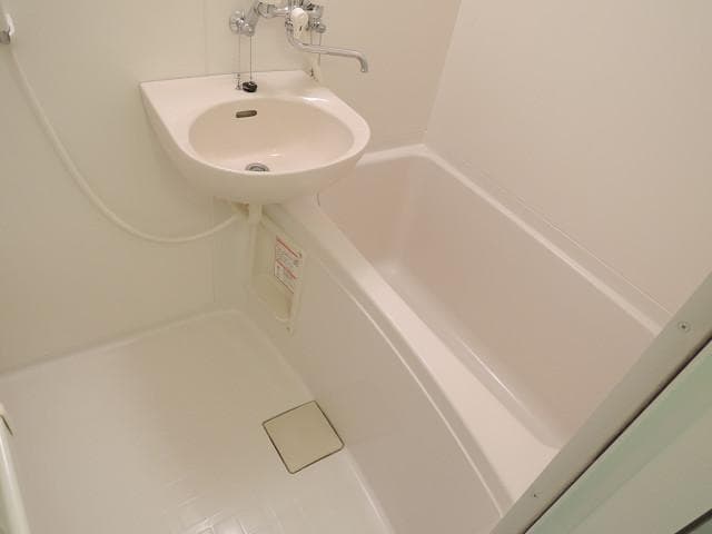 Room image 9