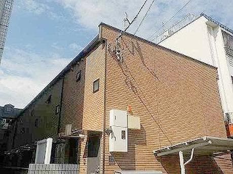 Main exterior of LEONEXT Smile