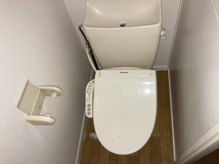 Room image 12
