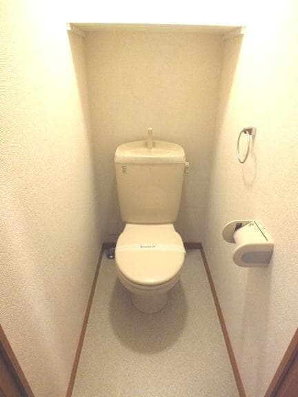 Room image 12