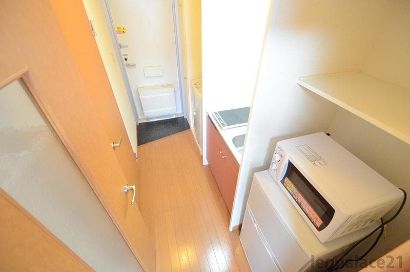 Room image 8