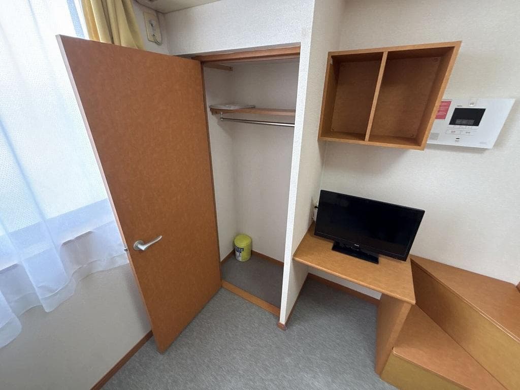 Room image 9
