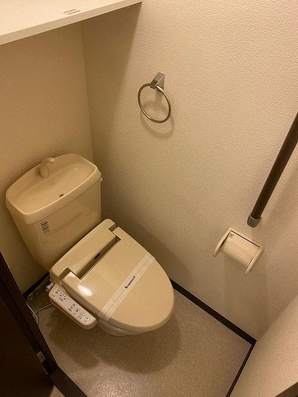 Room image 12