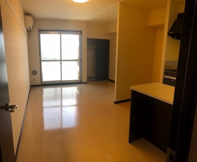 Preview interior of LEONEXT Jimbohara