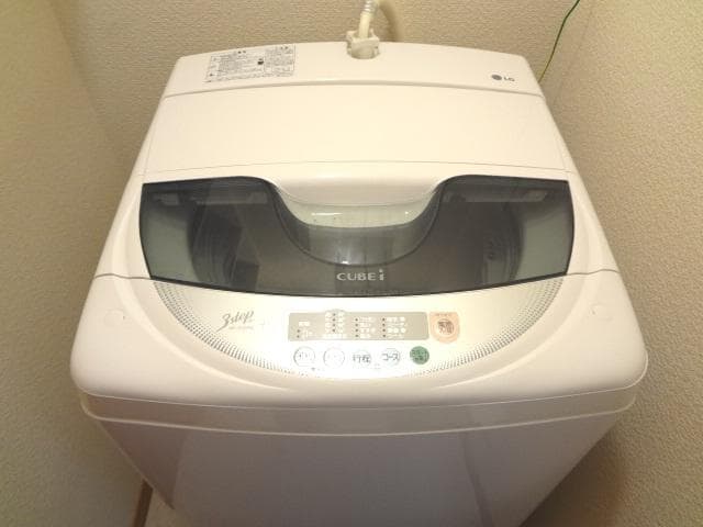 Room image 13