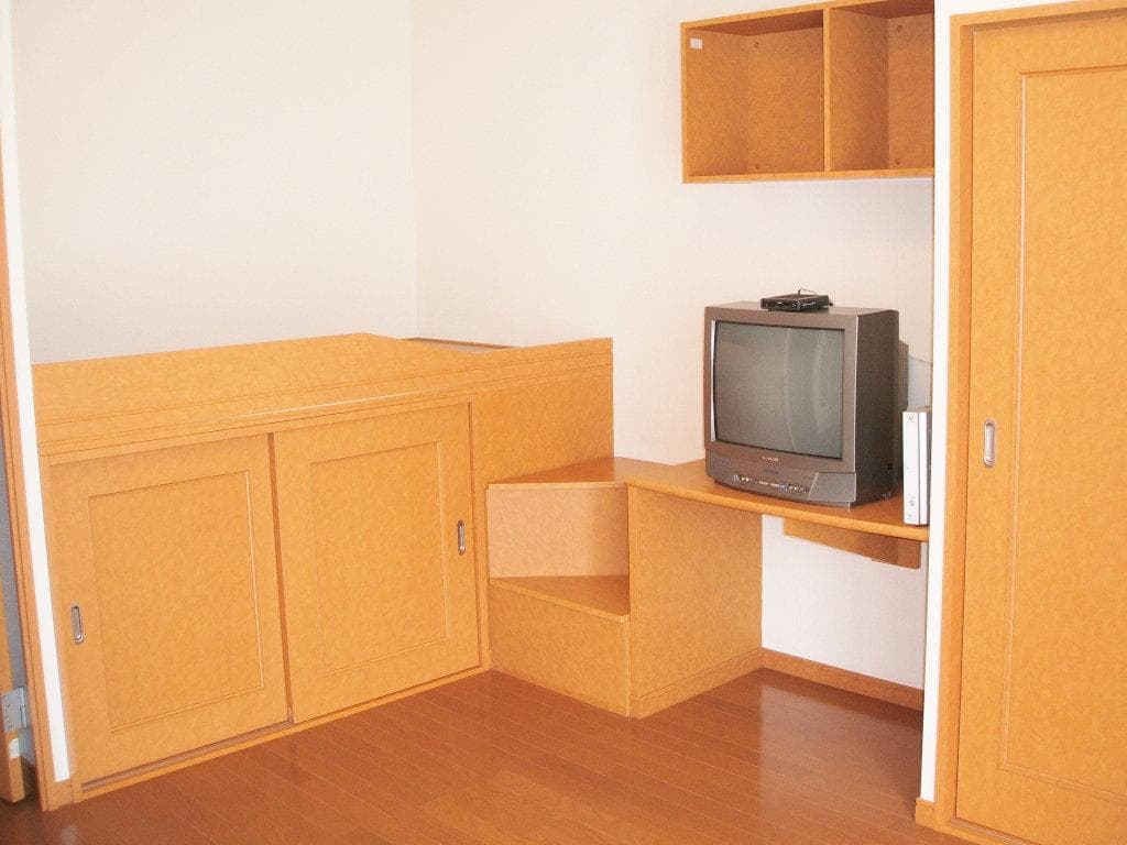 Preview interior of leopalace east MOAT