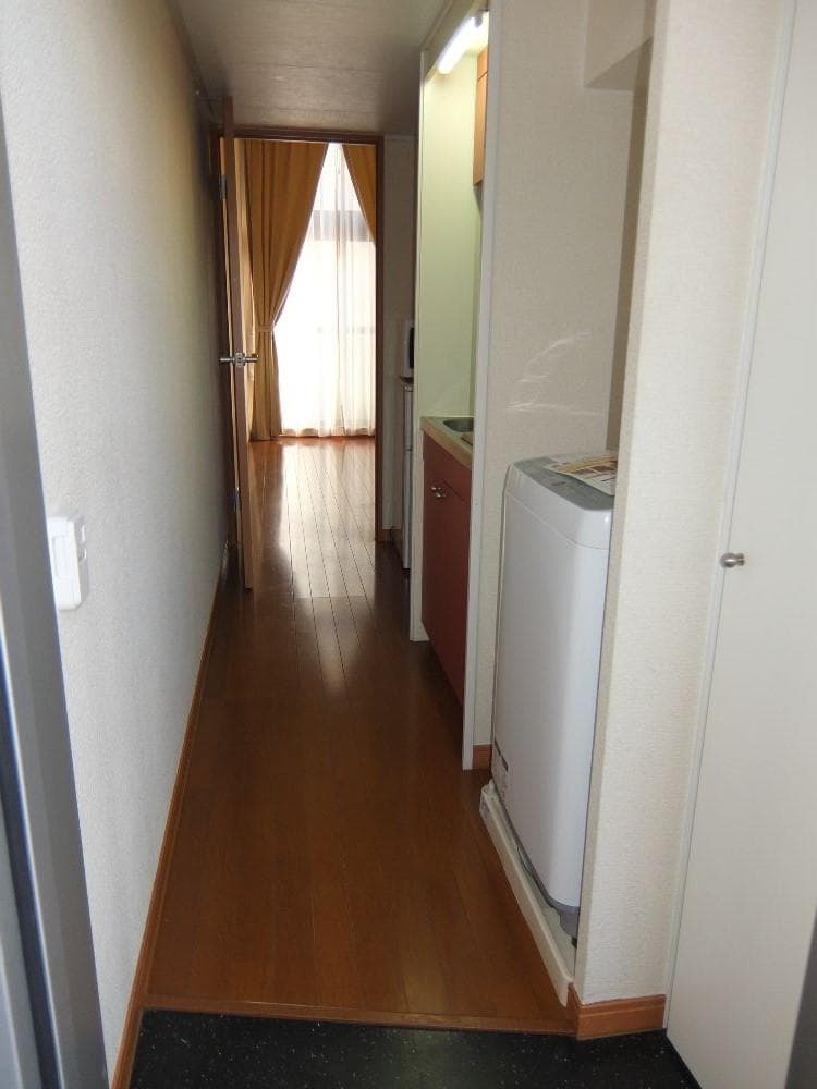Room image 15