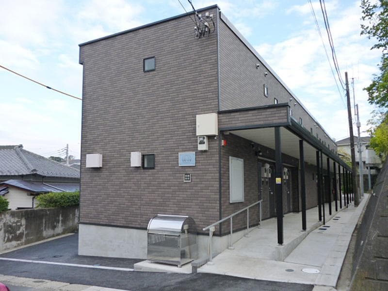 Main exterior of LEONEXT OTANI III