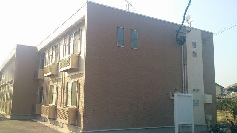 Main exterior of LEONEXT SHIKI