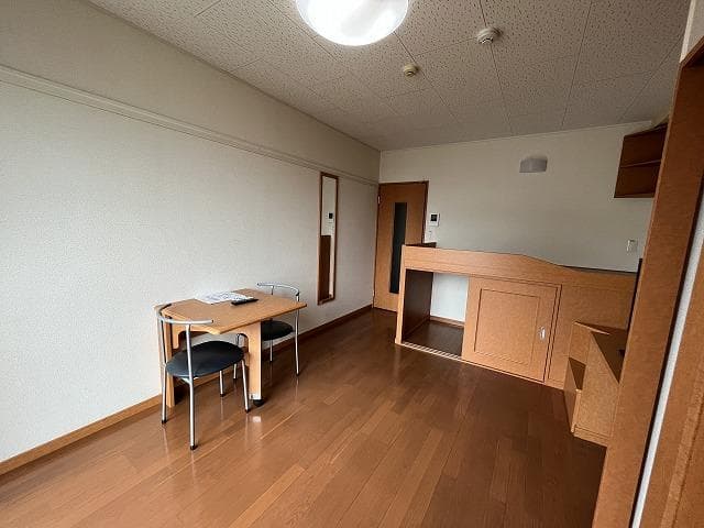 Preview interior of leopalace Mitsumatsu