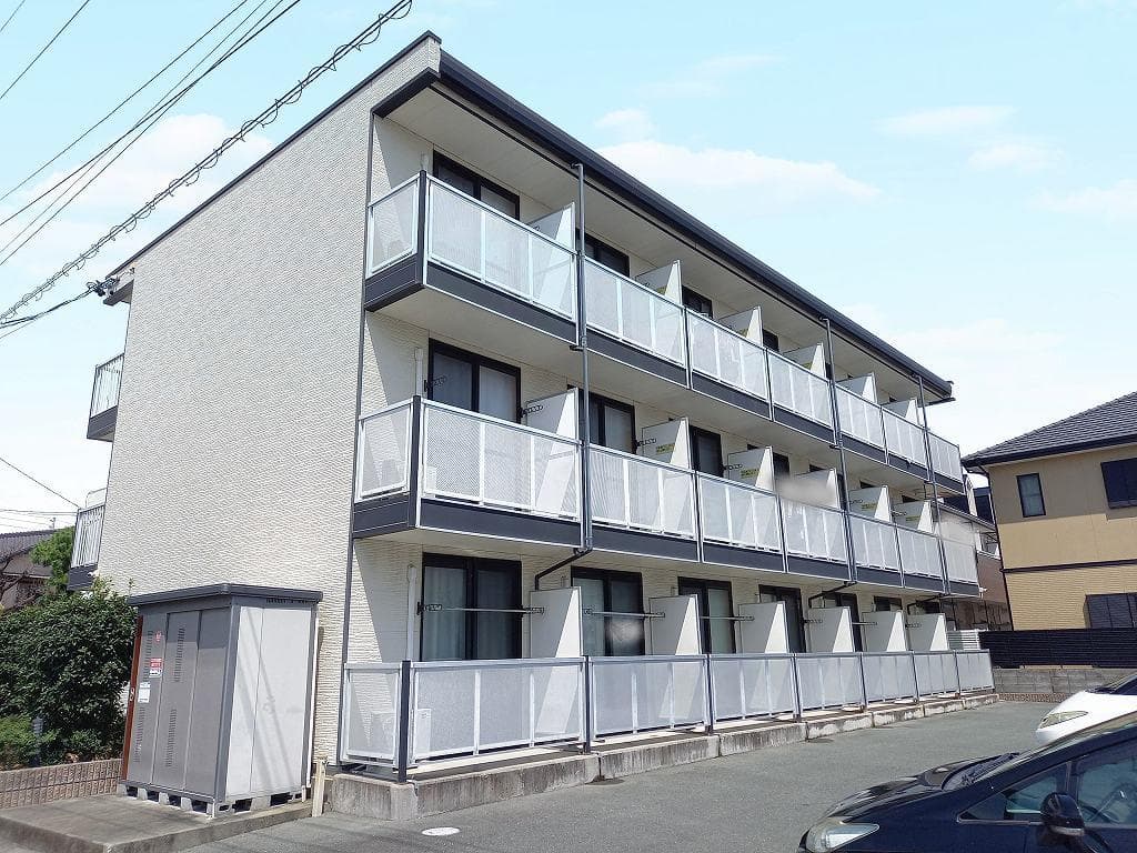 Main exterior of leopalace Leone's