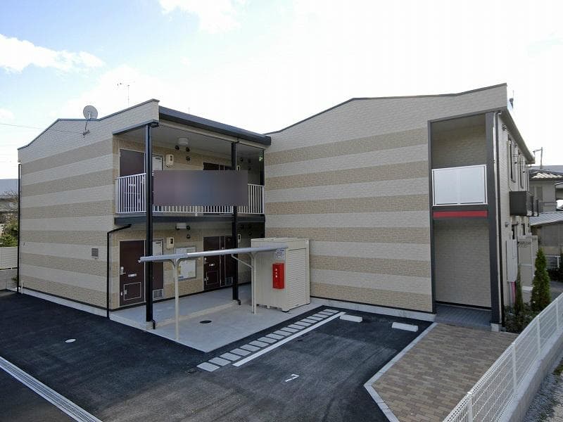 Main exterior of leopalace Gracious K