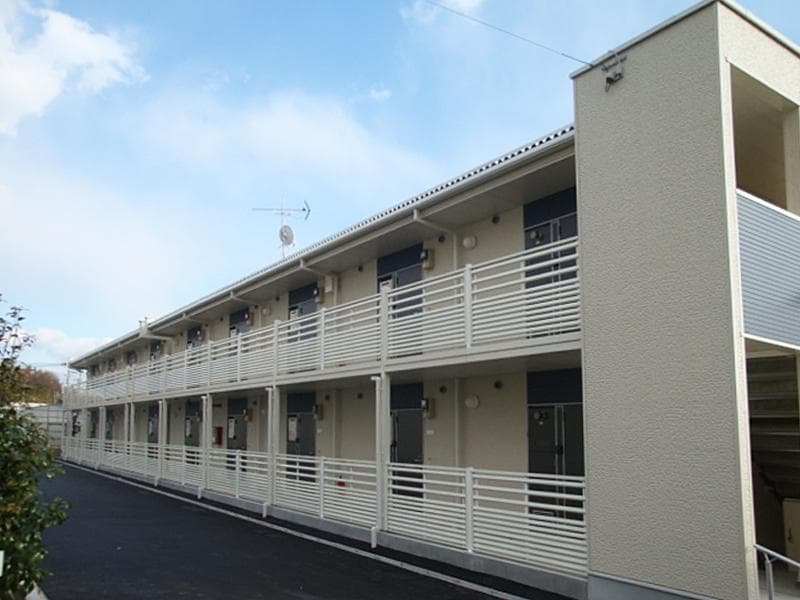 Main exterior of LEONEXT Kei Spirit Sakurazaka