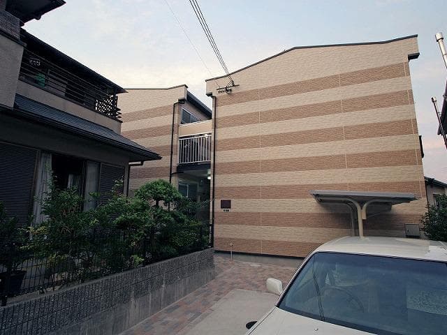 Room image 14