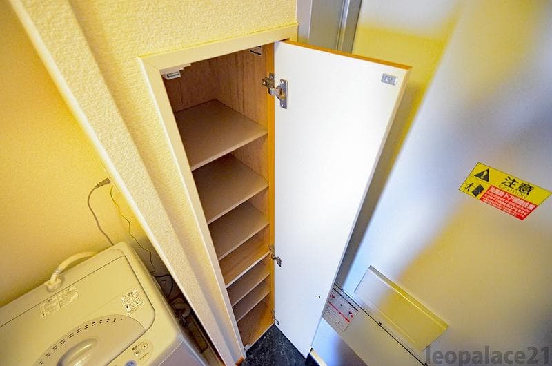 Room image 12