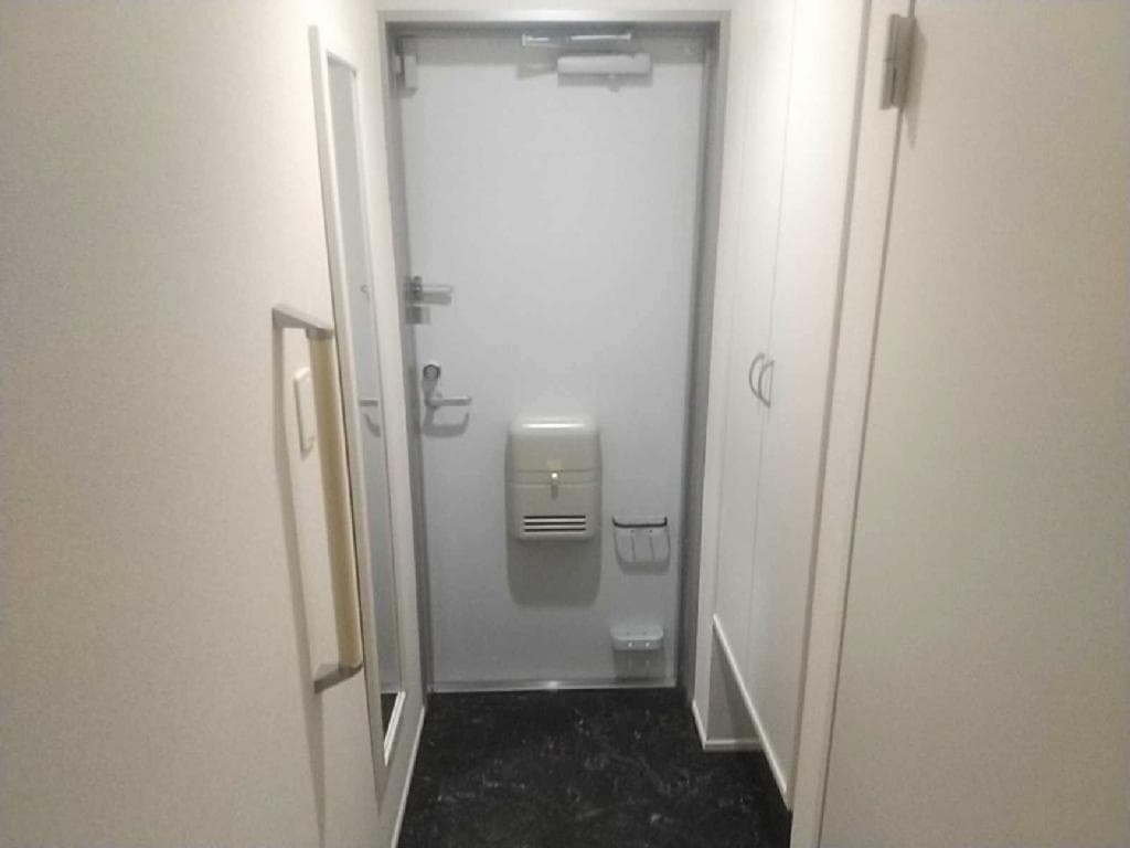 Room image 14