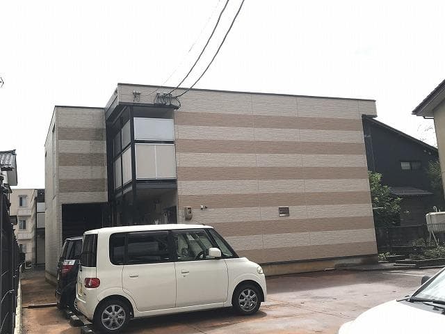 Main exterior of leopalace Prendre Nagaoka