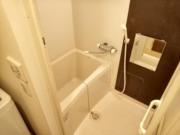 Room image 12