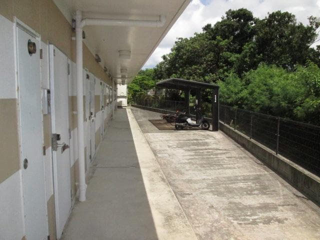 Room image 15