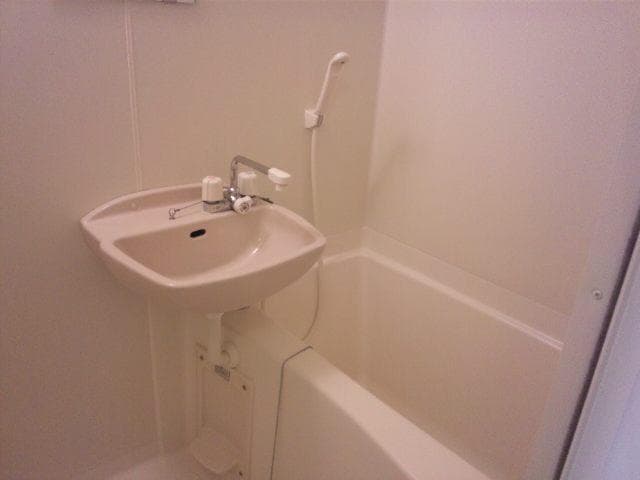 Room image 11
