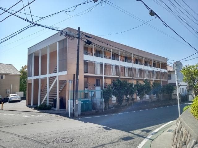 Main exterior of leopalace Yu Heights