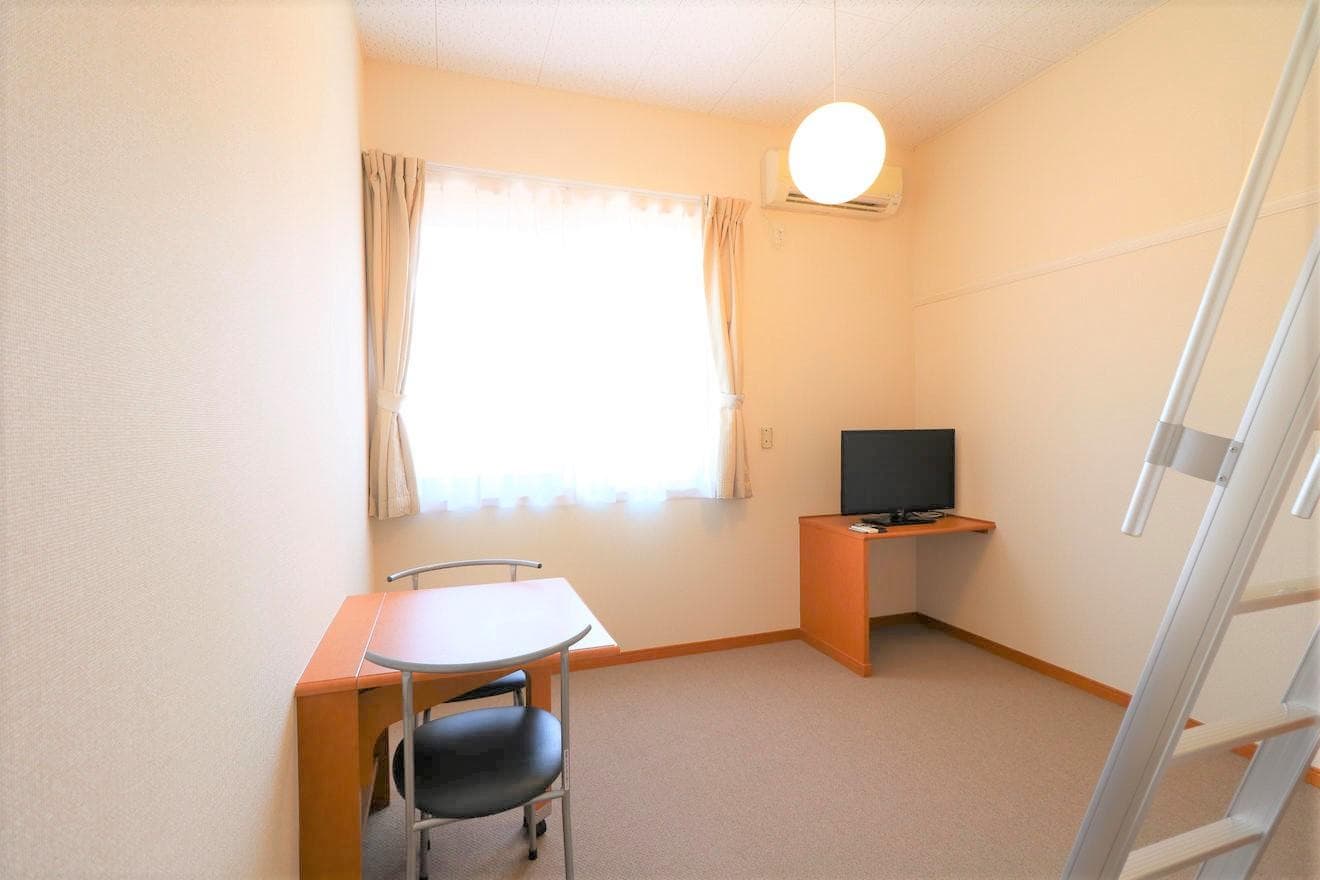 Preview interior of leopalace OKUBO
